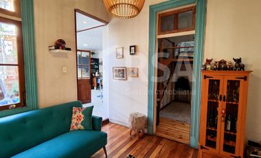 Hermosa casa remodelada en calle Toesca de 4 habitaciones