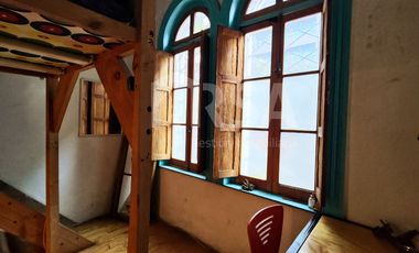 Hermosa casa remodelada en calle Toesca de 4 habitaciones