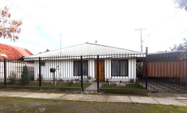 VENDO CASA ESQUINA TOTALMENTE AISLADA EN LA COMUNA DE MAULE