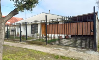 VENDO CASA ESQUINA TOTALMENTE AISLADA EN LA COMUNA DE MAULE