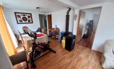 VENDO CASA ESQUINA TOTALMENTE AISLADA EN LA COMUNA DE MAULE
