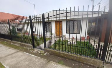 VENDO CASA ESQUINA TOTALMENTE AISLADA EN LA COMUNA DE MAULE