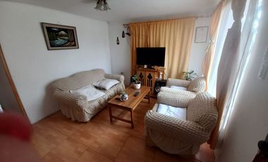 VENDO CASA ESQUINA TOTALMENTE AISLADA EN LA COMUNA DE MAULE