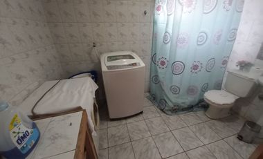 VENDO CASA ESQUINA TOTALMENTE AISLADA EN LA COMUNA DE MAULE