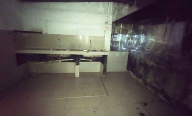 ALQUILER LOCAL EN KENNEDY AV. ORELLANA AL FRENTE DE SAN MARINO A LADO DE C.C. SUPERCINES (VIVI)