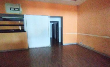 ALQUILER LOCAL EN KENNEDY AV. ORELLANA AL FRENTE DE SAN MARINO A LADO DE C.C. SUPERCINES (VIVI)