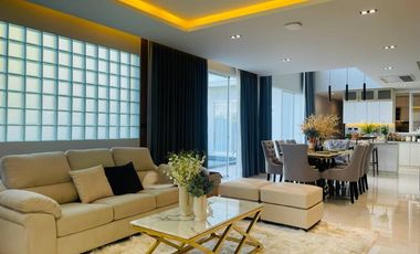 Newly built house for sale Modern style, elegantly decorated, with private swimming pool, Hang Dong, Chiang Mai.