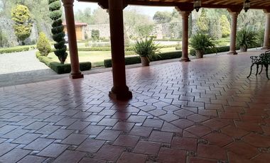 Hermosa Finca, muy ubicada.