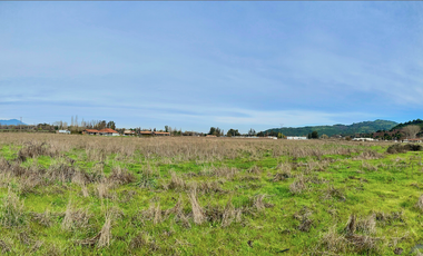 Se vende sitio en consolidado Condominio Valle Tranquilo, Zapallar, Curicó