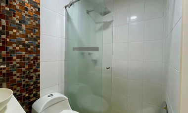 Excepcional casa remodelada de 135 en Belmonte Conjunto Cerrado con piscina. Pereira - Colombia.