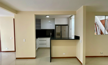 Excepcional casa remodelada de 135 en Belmonte Conjunto Cerrado con piscina. Pereira - Colombia.