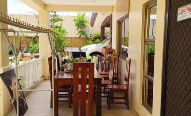 FOR SALE 6 BEDROOM HOUSE AND LOT IN LIPA CITY