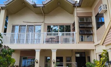 FOR SALE 6 BEDROOM HOUSE AND LOT IN LIPA CITY
