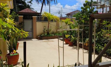 FOR SALE 6 BEDROOM HOUSE AND LOT IN LIPA CITY