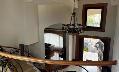 CASA DE LUJO