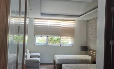 Modern House with Pool For Sale in Basista Pangasisnan
