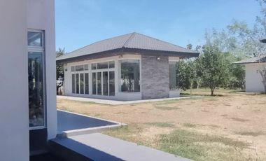 Modern House with Pool For Sale in Basista Pangasisnan