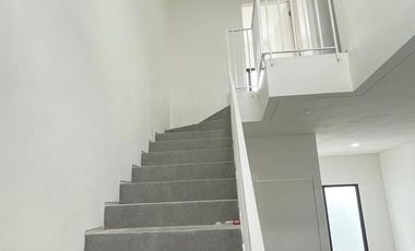 Miliki Rumah View Gunung Exclusive 2 Lantai Fitur Lengkap Lokasi Strategis dekat Pintu Tol