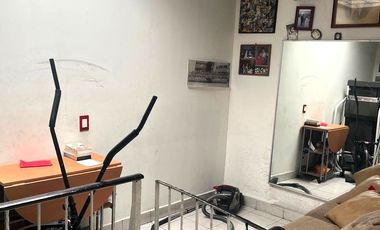 Casa en Venta en Fraccionamiento Miraflores en Tlalnepantla, Estado de México