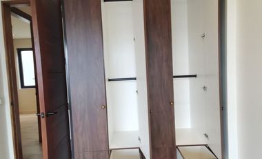 Move-in Ready MANDALUYONG Townhouse near Rockwell Makati