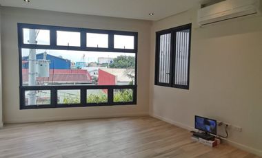 Move-in Ready MANDALUYONG Townhouse near Rockwell Makati