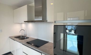 Rent to own high end condominium 2 bedroom for sale near Binifacio Global City