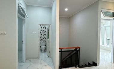 Rumah Baru Mewah Modern Siap Huni Strategis Di Kav DKI Pondok Kelapa Jakarta Timur