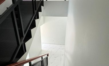 Rumah Baru Mewah Modern Siap Huni Strategis Di Kav DKI Pondok Kelapa Jakarta Timur