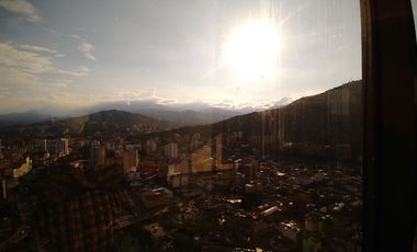 ALQUILER OFICINA EDIFICIO TORRE DE CALI- VERSALLES