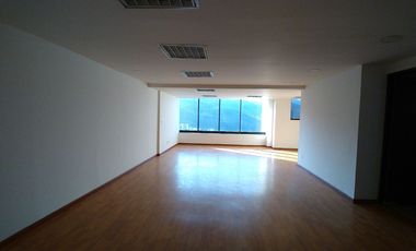 ALQUILER OFICINA EDIFICIO TORRE DE CALI- VERSALLES