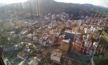 ALQUILER OFICINA EDIFICIO TORRE DE CALI- VERSALLES