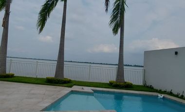 Isla Mocoli, Rento Hermosa Casa de Estreno con Piscina y Vista Al Rio