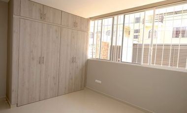Alquiler departamento de 1 dormitorio en Kennedy Norte, por la ganga