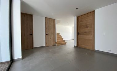 VENDO CASA EN LA CEJA, 3 HABITACIONES 132 MTS
