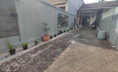 DISEWAKAN FAVILIUN STRATEGIS @ AREA SURYA SUMANTRI DEKAT MARANATHA BANDUNG