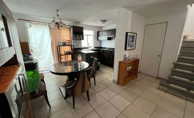 Cuarto amueblado en renta en Brisas del Lago