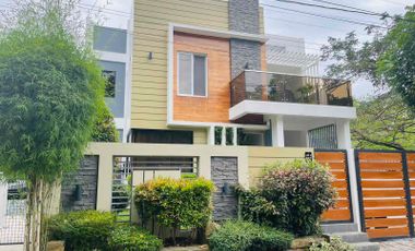 Cozy and Homey House for Sale at Town and Country Heights Rizal