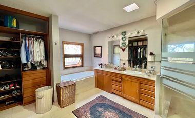 CASA EN VENTA EN PINAR DE LA VENTA.