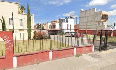 VENTA DE CASA DE RECUPERACION BANCARIA UBICADA EN AVENIDA HACIENDA DE LOS ALMENDROS 8 34 10 20, CONDOMINIO 280, HACIENDA DE CUAUTITLAN, CUAUTITLÁN, ES