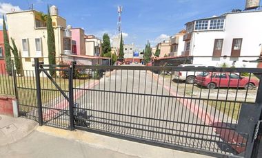 VENTA DE CASA DE RECUPERACION BANCARIA UBICADA EN AVENIDA HACIENDA DE LOS ALMENDROS 8 34 10 20, CONDOMINIO 280, HACIENDA DE CUAUTITLAN, CUAUTITLÁN, ES