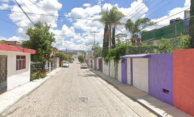 Estrena casa en la mejor zona de Granjas Banthi, San Juan del Río, Qro.