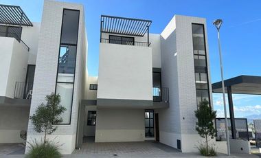 Casa nueva con doble altura con roof garden y 2 terrazas, amenidades de lujo