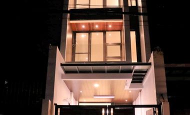 Beautiful Modern Townhouse in Quezon City near UP, Ateneo H068