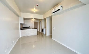 For Rent 2Bedroom Unit in Mandani Bay Suites Tower 1, Mandaue City