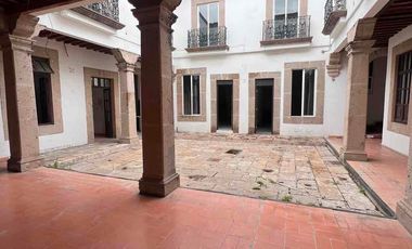 OPORTUNIDAD DE INVERSION EN VENTA Y RENTA  CASONA HISTÓRICA RESTAURADA EN EL CORAZÓN DE MORELIA