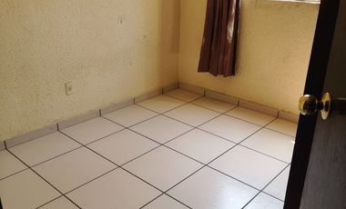 EXCELENTE DEPARTAMENTO ATRAS DE PLAZA LA VIA FRACC. CRISTAL
