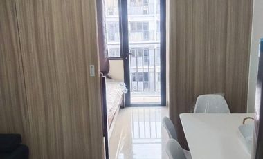 FOR SALE!! 1 BEDROOM w/ Balcony in SHORE 2 - TOWER 2