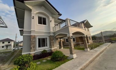 4 Bedroom Unit Ready for Occupancy (RFO) in Tierra Verde Subic