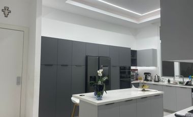 Samborondon, Venta de Hermosa Casa 4 Dorm con Piscina y Vista Al Lago