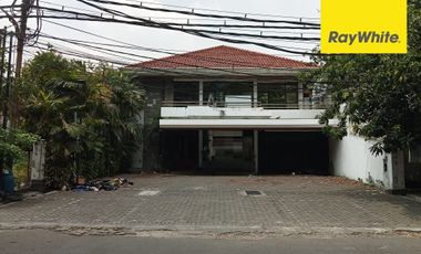 Disewakan Rumah 2 lt di Jl Pregolan Surabaya Pusat